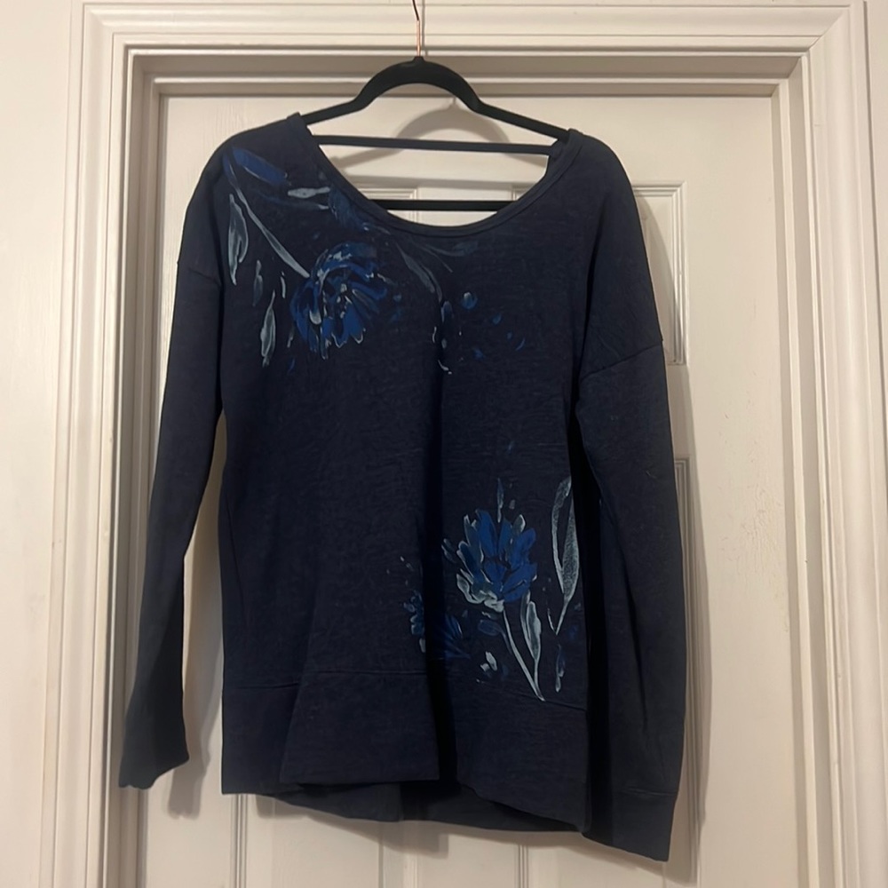 New sweatshirt from Maurice’s size L